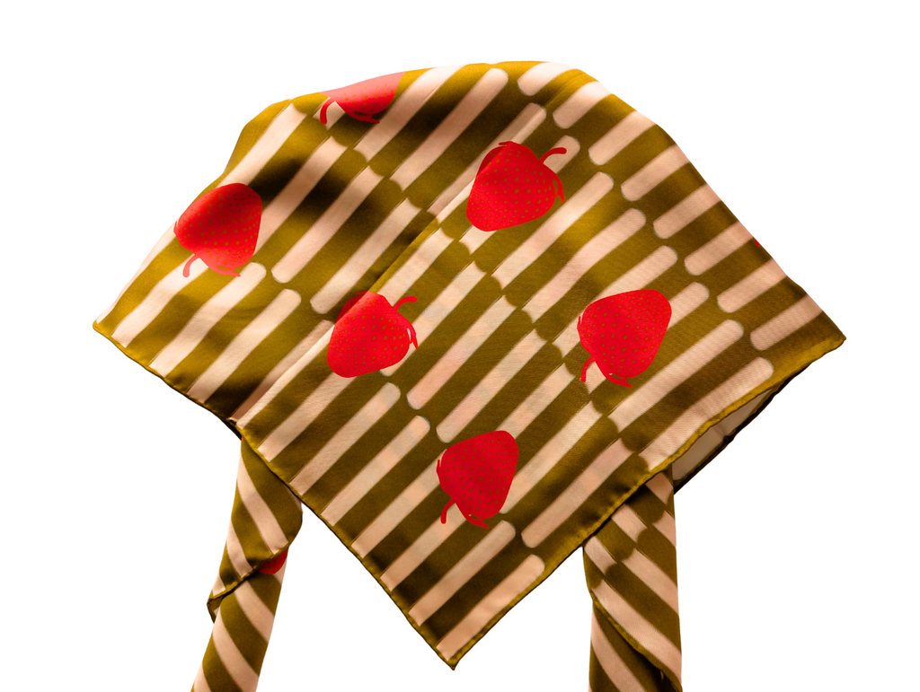 938554 CHEQUERED STRAWBERRY (3)
